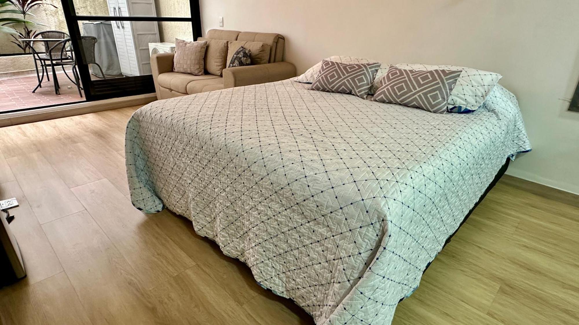 Prime Laureles Location With Air Conditioning Medellín Exterior foto